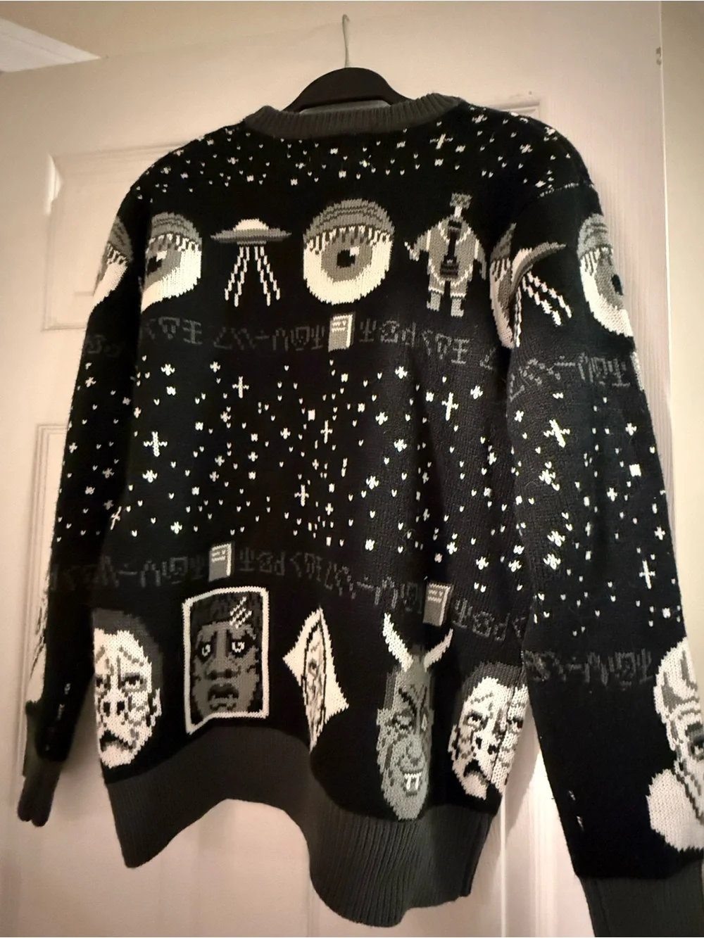 The Twilight Zone Graphic Crewneck Sweater — Black & Gray